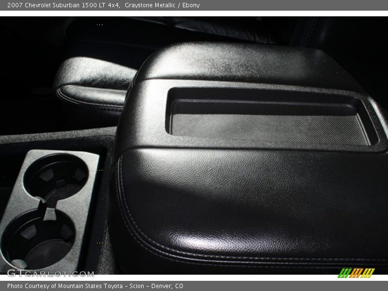 Graystone Metallic / Ebony 2007 Chevrolet Suburban 1500 LT 4x4