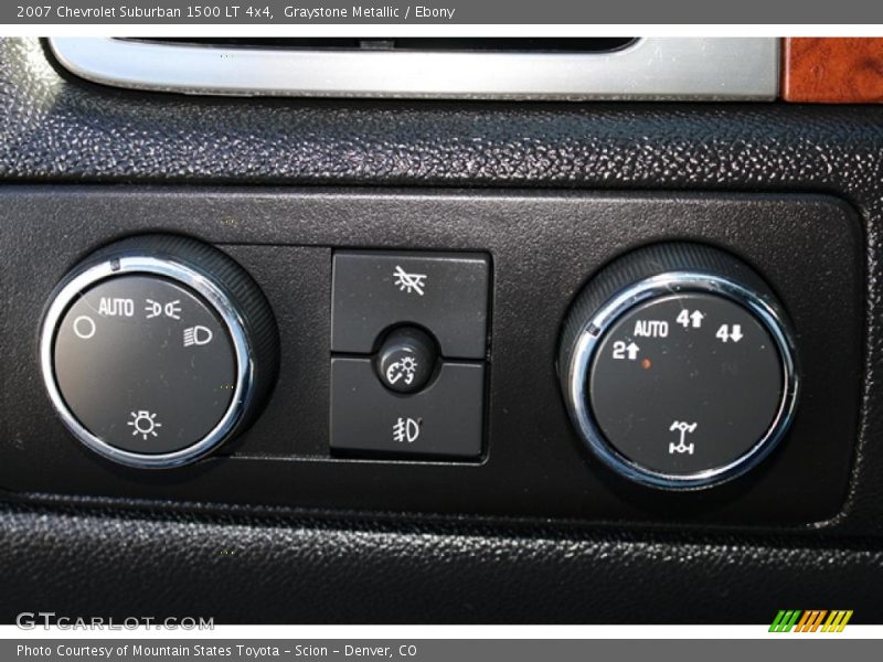 Graystone Metallic / Ebony 2007 Chevrolet Suburban 1500 LT 4x4