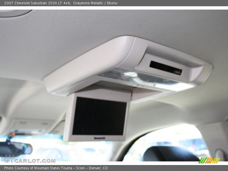 Graystone Metallic / Ebony 2007 Chevrolet Suburban 1500 LT 4x4