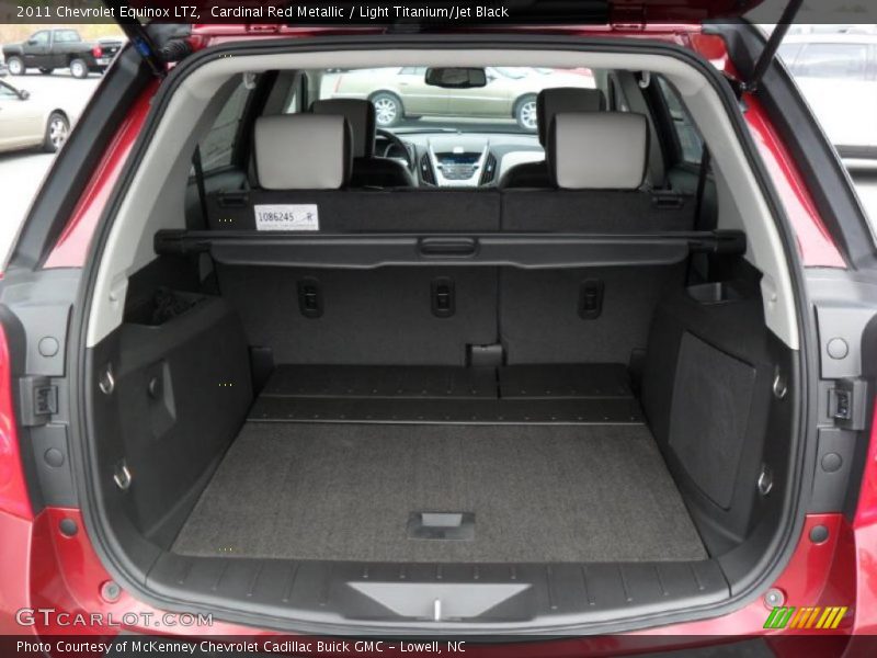  2011 Equinox LTZ Trunk