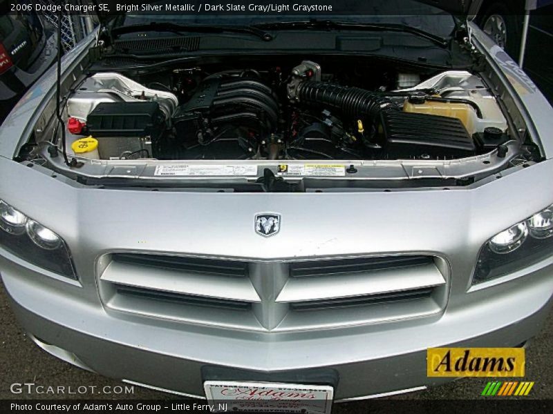 Bright Silver Metallic / Dark Slate Gray/Light Graystone 2006 Dodge Charger SE