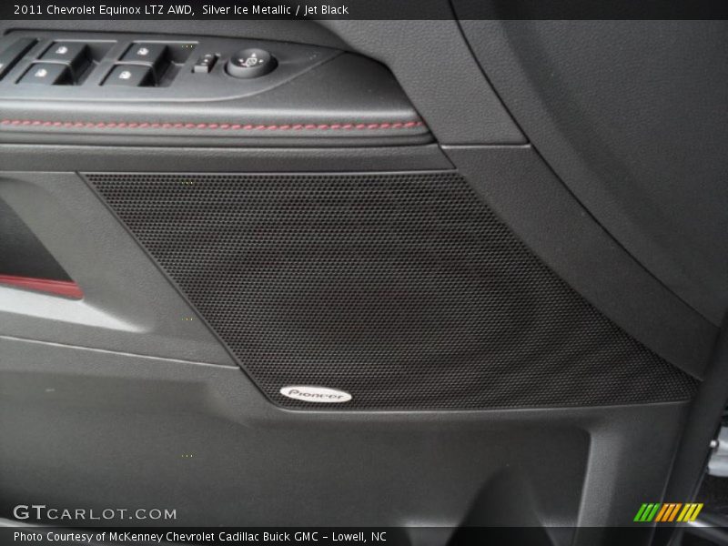 Silver Ice Metallic / Jet Black 2011 Chevrolet Equinox LTZ AWD