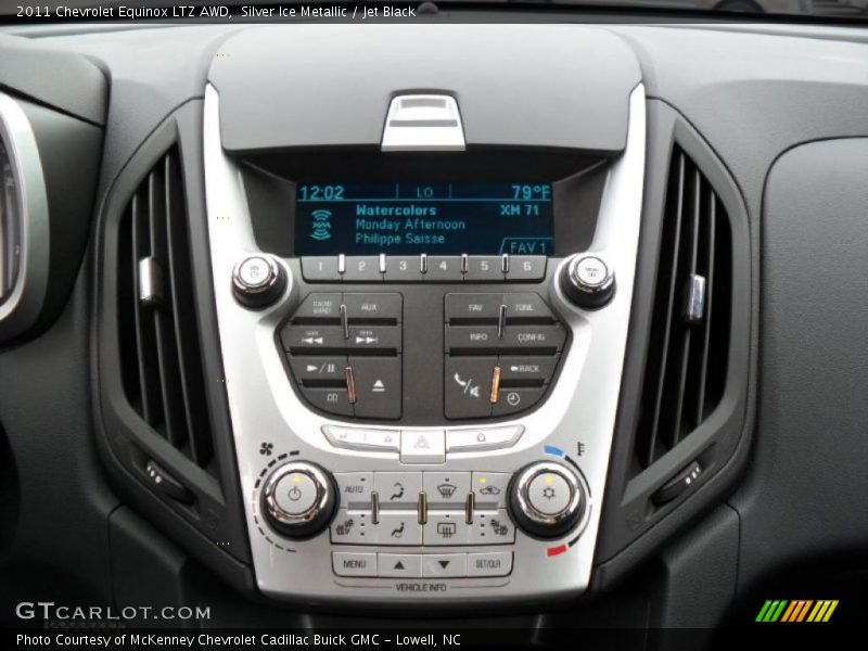 Controls of 2011 Equinox LTZ AWD