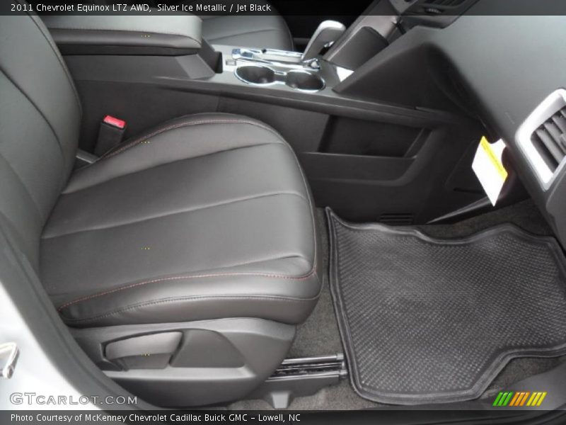 Silver Ice Metallic / Jet Black 2011 Chevrolet Equinox LTZ AWD