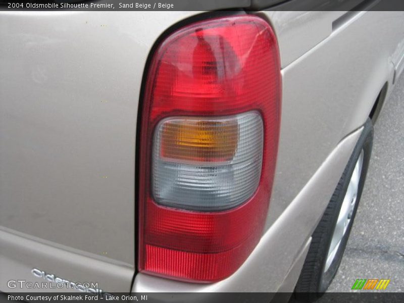 Sand Beige / Beige 2004 Oldsmobile Silhouette Premier