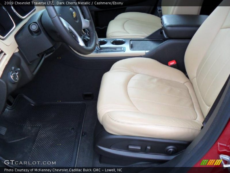  2009 Traverse LTZ Cashmere/Ebony Interior