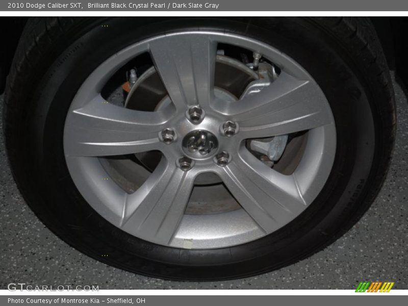 Brilliant Black Crystal Pearl / Dark Slate Gray 2010 Dodge Caliber SXT