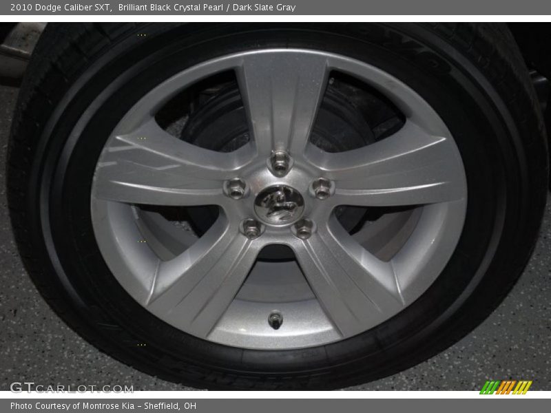 Brilliant Black Crystal Pearl / Dark Slate Gray 2010 Dodge Caliber SXT