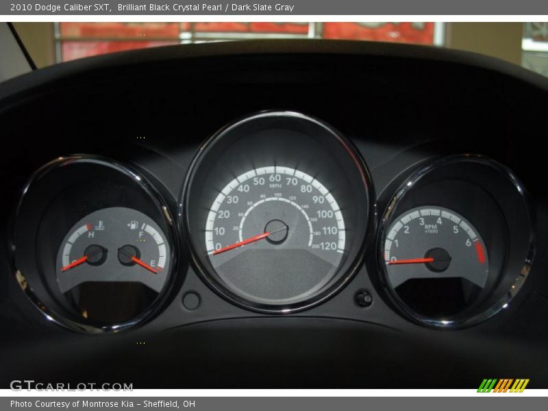 Brilliant Black Crystal Pearl / Dark Slate Gray 2010 Dodge Caliber SXT