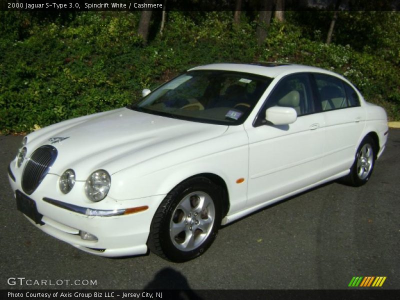 Spindrift White / Cashmere 2000 Jaguar S-Type 3.0
