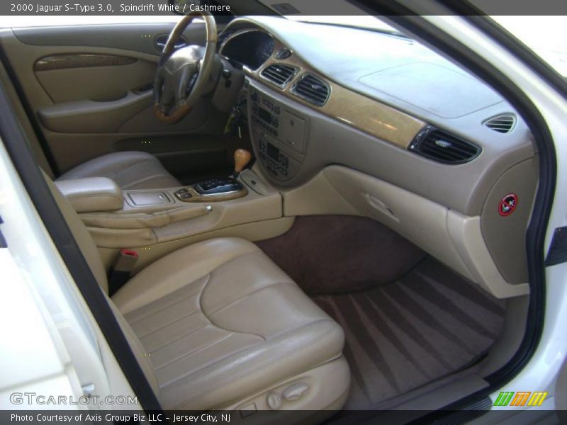  2000 S-Type 3.0 Cashmere Interior