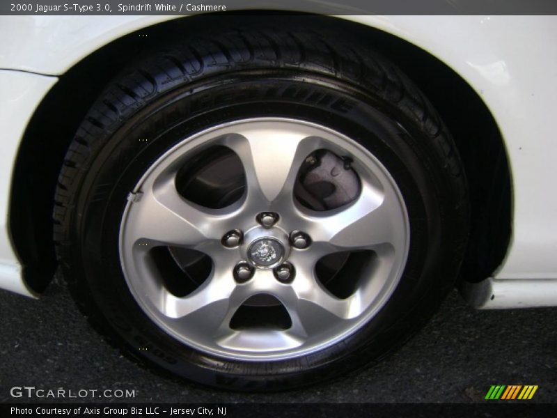  2000 S-Type 3.0 Wheel