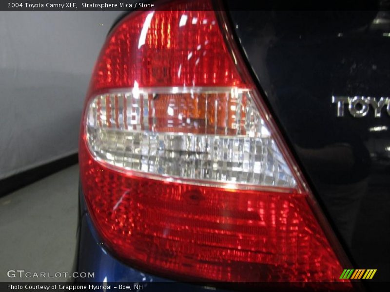 Stratosphere Mica / Stone 2004 Toyota Camry XLE