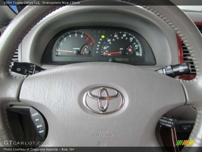 Stratosphere Mica / Stone 2004 Toyota Camry XLE