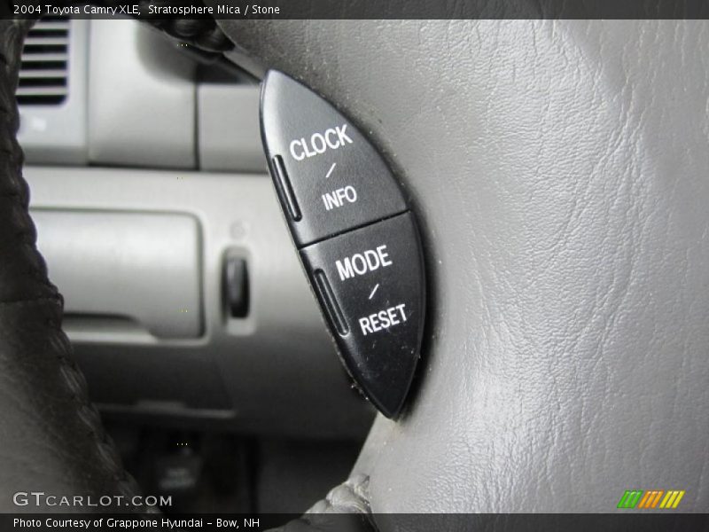 Stratosphere Mica / Stone 2004 Toyota Camry XLE