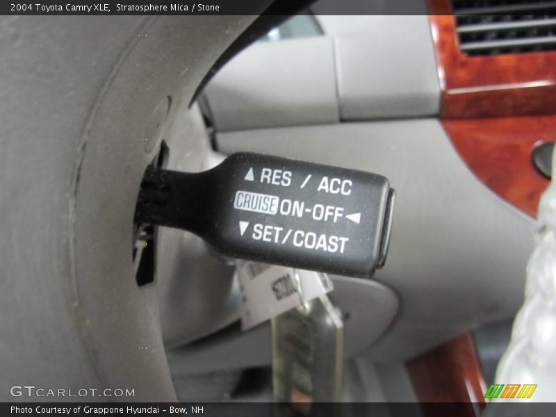 Stratosphere Mica / Stone 2004 Toyota Camry XLE