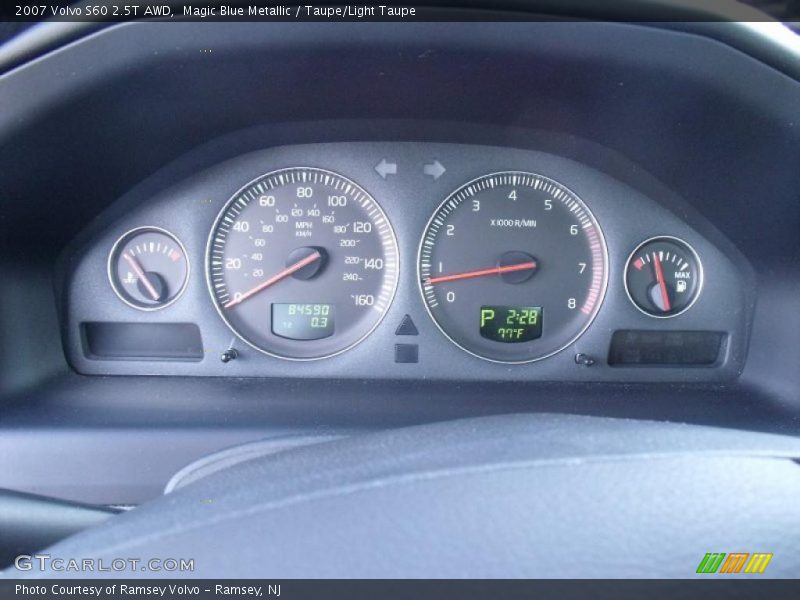 2007 S60 2.5T AWD 2.5T AWD Gauges