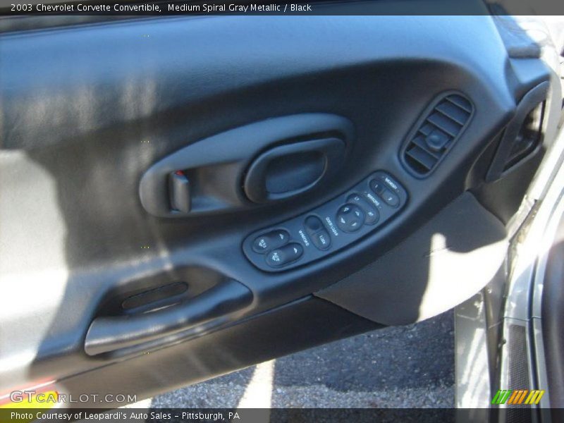 Medium Spiral Gray Metallic / Black 2003 Chevrolet Corvette Convertible