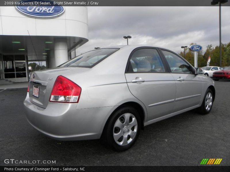 Bright Silver Metallic / Gray 2009 Kia Spectra EX Sedan