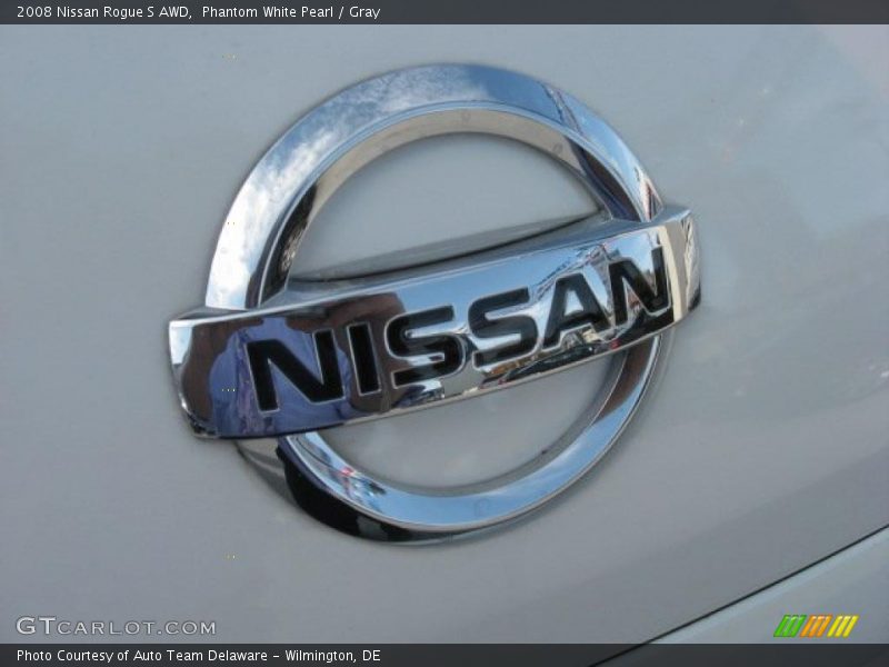 Phantom White Pearl / Gray 2008 Nissan Rogue S AWD