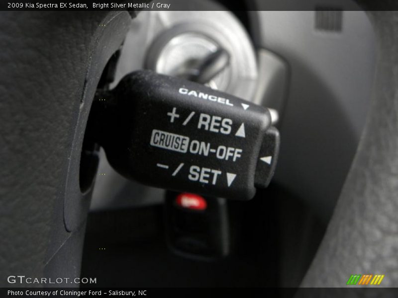 Bright Silver Metallic / Gray 2009 Kia Spectra EX Sedan