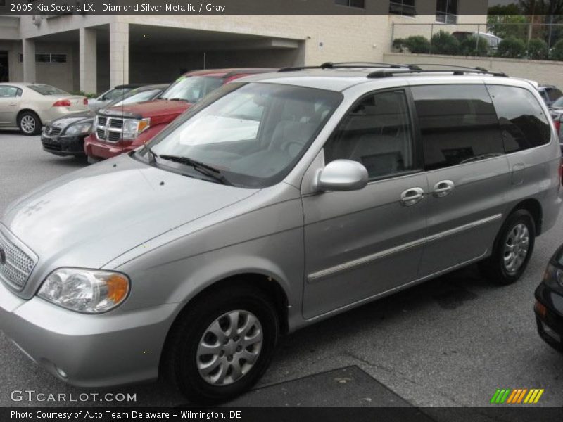 Diamond Silver Metallic / Gray 2005 Kia Sedona LX