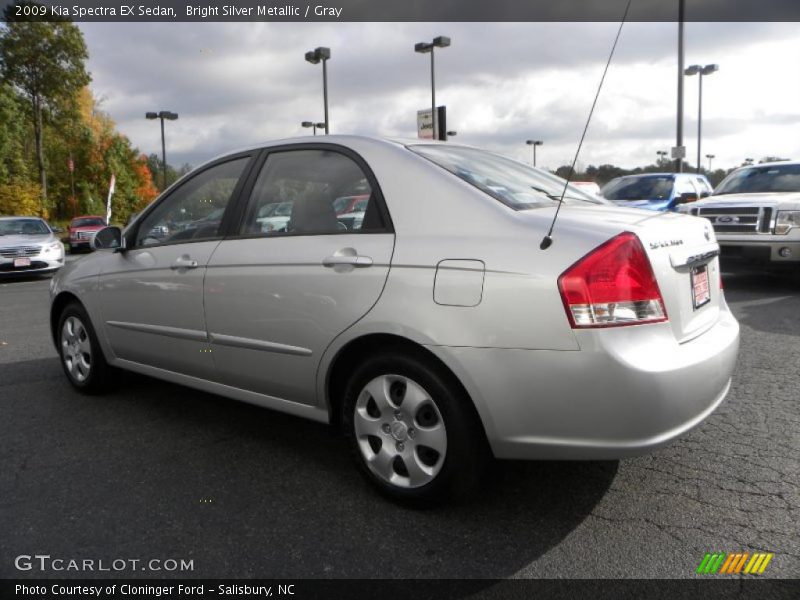 Bright Silver Metallic / Gray 2009 Kia Spectra EX Sedan