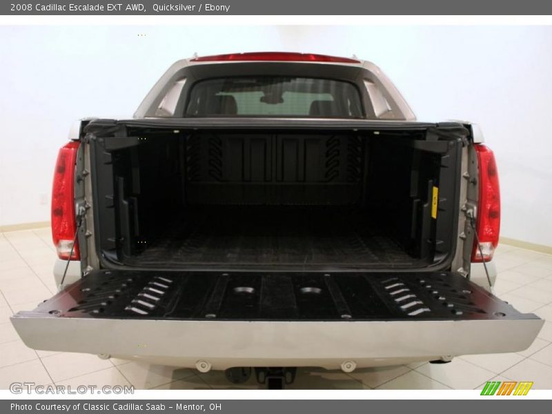  2008 Escalade EXT AWD Trunk