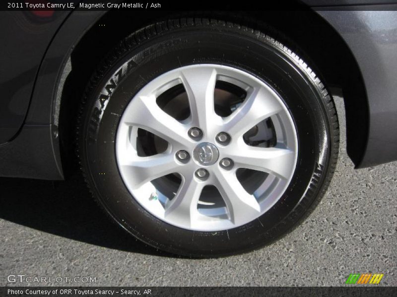 Magnetic Gray Metallic / Ash 2011 Toyota Camry LE