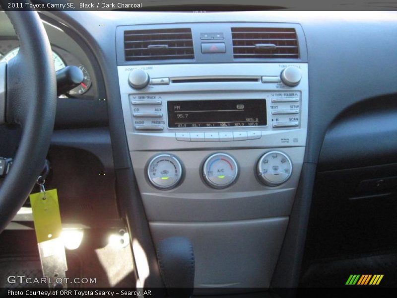 Black / Dark Charcoal 2011 Toyota Camry SE