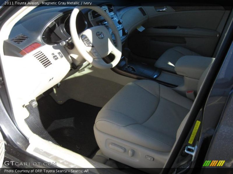 Magnetic Gray Metallic / Ivory 2011 Toyota Avalon