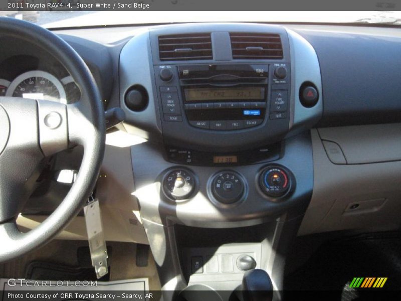 Super White / Sand Beige 2011 Toyota RAV4 I4