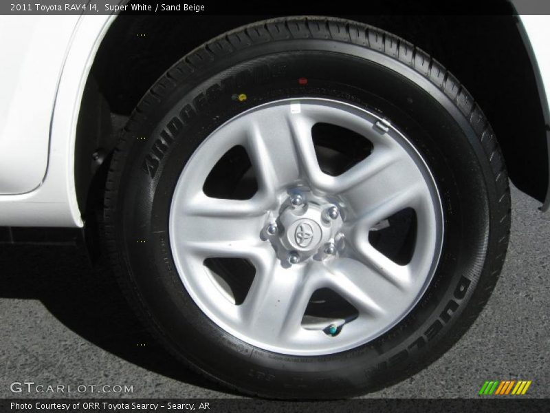 Super White / Sand Beige 2011 Toyota RAV4 I4