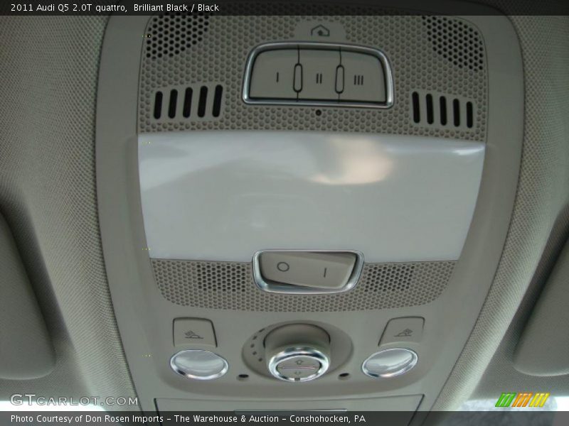 Brilliant Black / Black 2011 Audi Q5 2.0T quattro