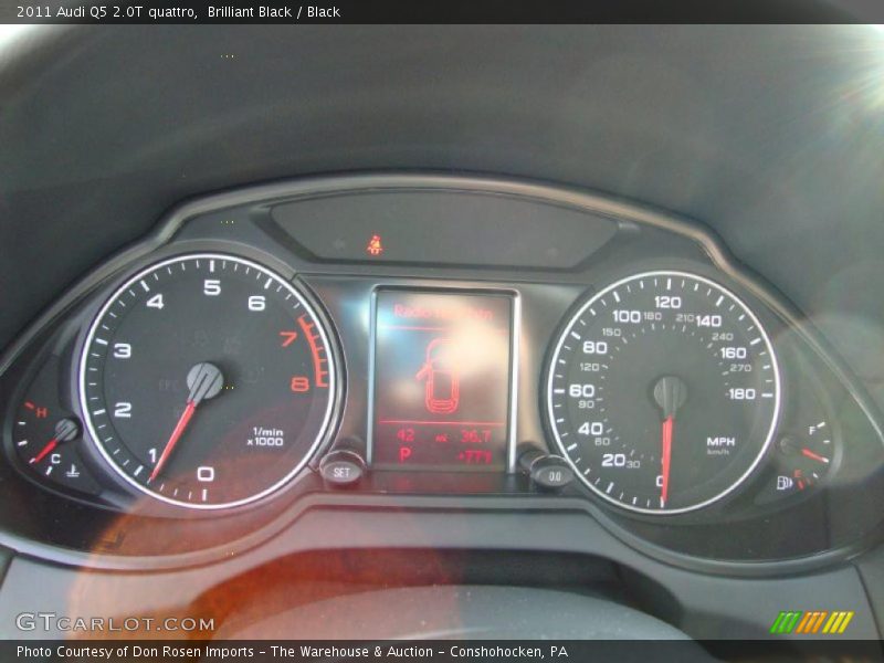 Brilliant Black / Black 2011 Audi Q5 2.0T quattro