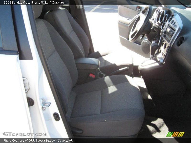 Frosty White / Graphite 2008 Pontiac Vibe