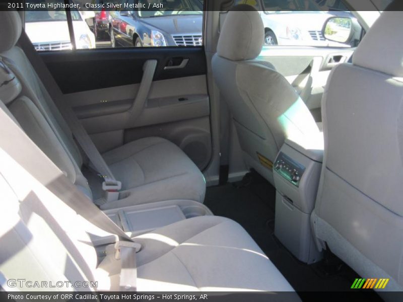 Classic Silver Metallic / Ash 2011 Toyota Highlander