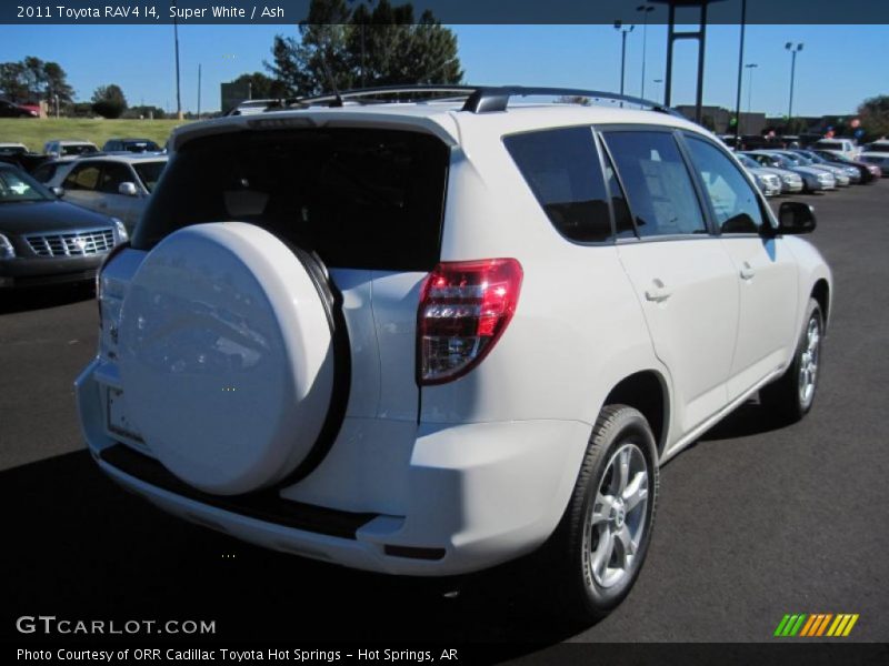 Super White / Ash 2011 Toyota RAV4 I4
