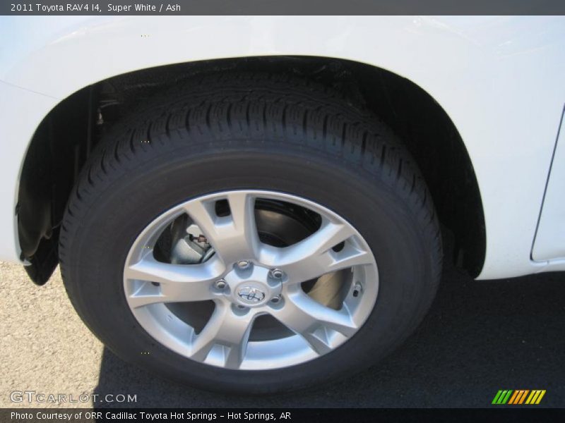 Super White / Ash 2011 Toyota RAV4 I4