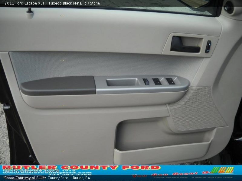 Tuxedo Black Metallic / Stone 2011 Ford Escape XLT