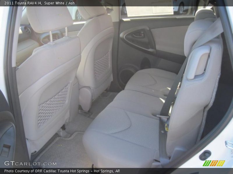 Super White / Ash 2011 Toyota RAV4 I4