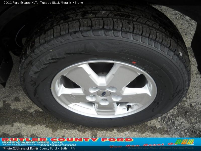 Tuxedo Black Metallic / Stone 2011 Ford Escape XLT