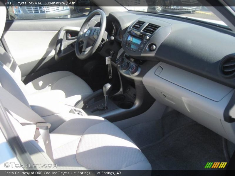 Super White / Ash 2011 Toyota RAV4 I4