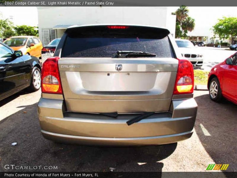 Light Khaki Metallic / Pastel Slate Gray 2007 Dodge Caliber SE