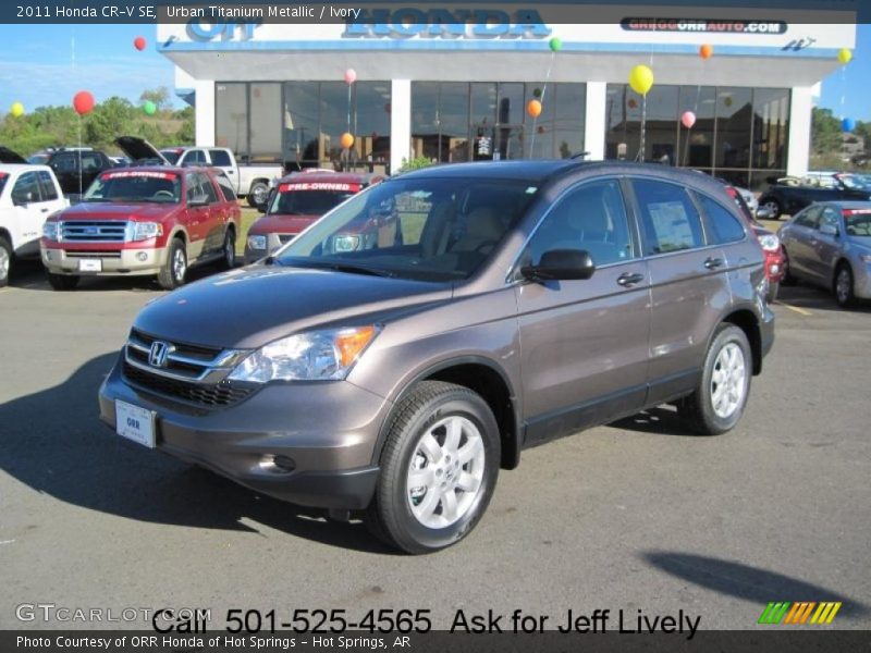 Urban Titanium Metallic / Ivory 2011 Honda CR-V SE