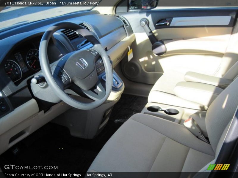 Urban Titanium Metallic / Ivory 2011 Honda CR-V SE