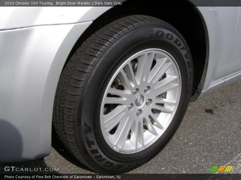 Bright Silver Metallic / Dark Slate Gray 2010 Chrysler 300 Touring