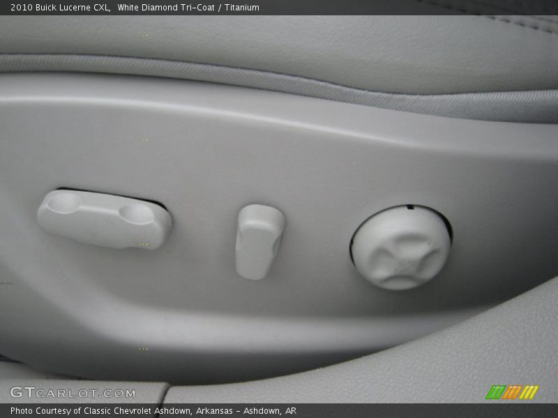 White Diamond Tri-Coat / Titanium 2010 Buick Lucerne CXL