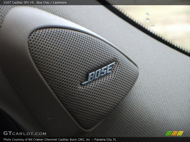 Blue Chip / Cashmere 2007 Cadillac SRX V6
