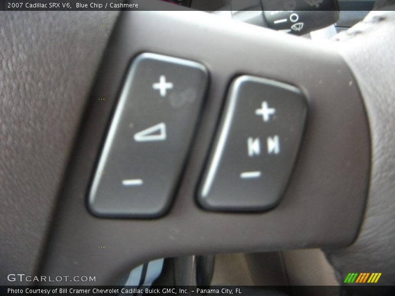 Blue Chip / Cashmere 2007 Cadillac SRX V6